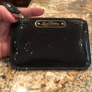 Louis Vuitton monogram Vernis leather key pouch